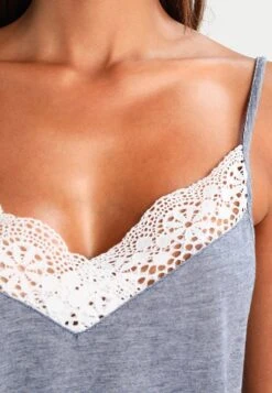 Anna Field Sarah Short Pj Set- Pyjama Set - Off-White/Dark Blue 13 Anna Field Sarah Short Pj Set- Pyjama Set - Off-White/Dark Blue -Fashion Store 04e3d1816e4748b4a0e2b5863bfae2f9