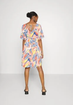 Mamalicious Dress - Day Dress - Papaya Punch -Fashion Store 075b7462ee14497885d69b6ae63438c0