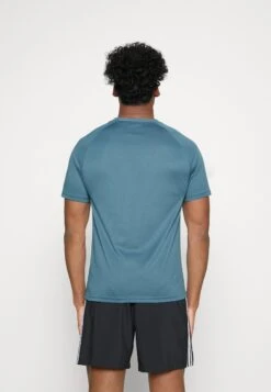 Lyle & Scott Core Raglan - Sports T-Shirt - Blau -Fashion Store 0ad1658a81384048ae3842a436000fe4