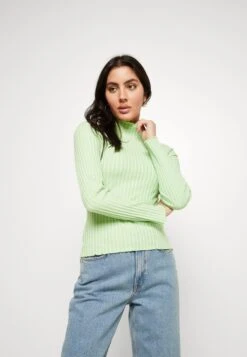 Selected Femme Slfwilma T Neck - Long Sleeved Top - Pistachio Green 11 Selected Femme Slfwilma T Neck - Long Sleeved Top - Pistachio Green -Fashion Store 1e65430d68e544c0ba207ec7b83ba8e5