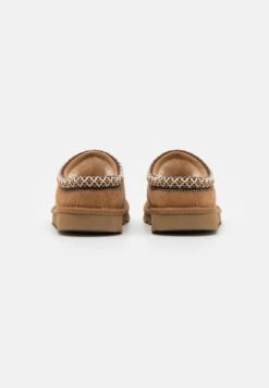 Ugg Tasman Ii Unisex - Slippers - Chestnut -Fashion Store 278dfa6c031c4450b7a2652dc0b9afdc