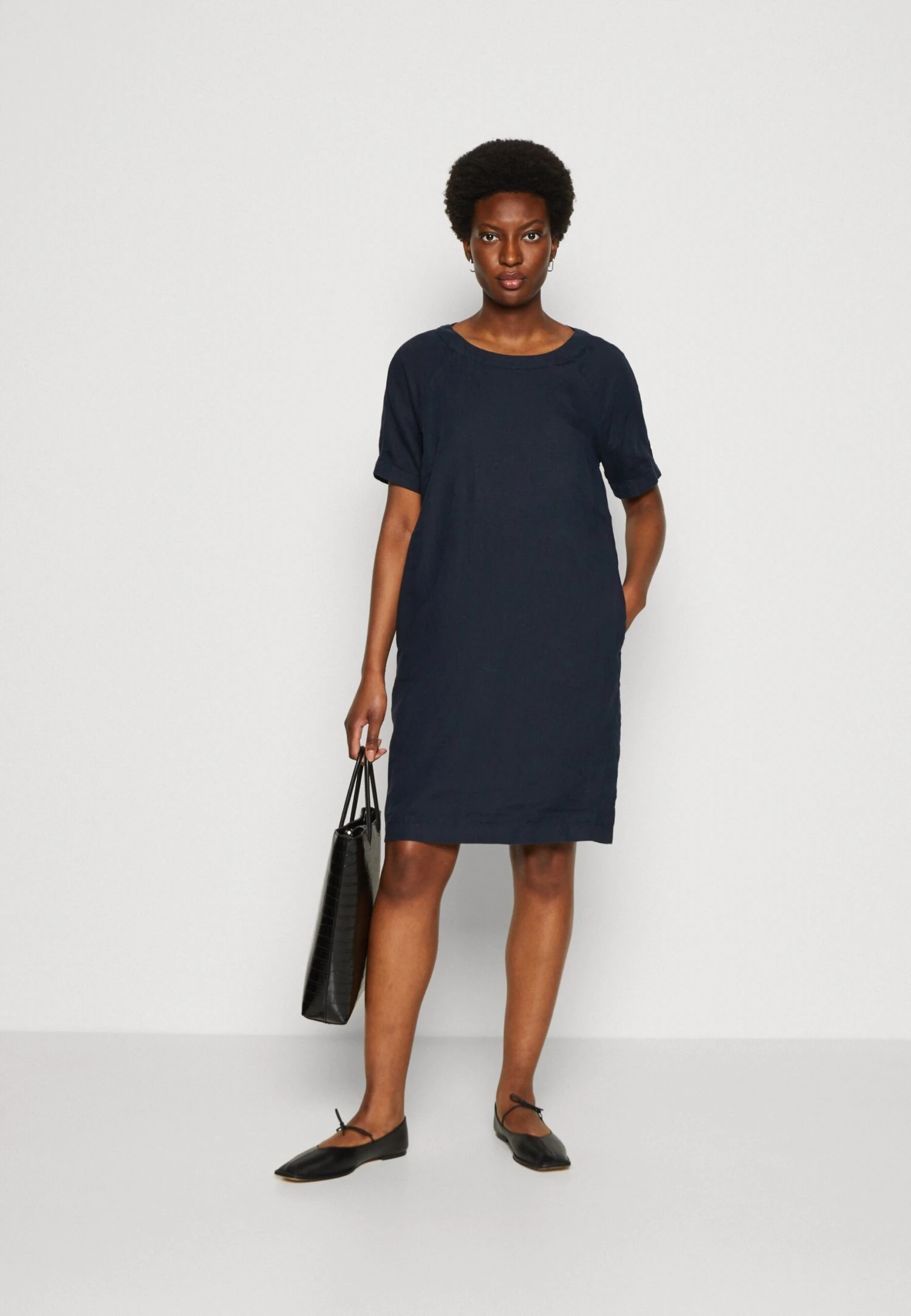 Marc O'Polo Dress Sportiv Style Slightly Egg Shaped Raglan Sleeve - Day Dress - Deep Blue Sea 4 Marc O'Polo Dress Sportiv Style Slightly Egg Shaped Raglan Sleeve - Day Dress - Deep Blue Sea - Image 2