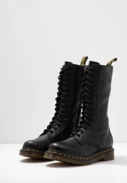 Dr. Martens Virginia - Lace-Up Boots -Fashion Store 31a76b5324fa4b2dba25236a8084f590