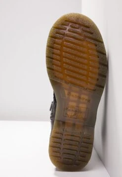 Dr. Martens 1B60 20 Eye Boot - Lace-Up Boots - Black -Fashion Store 3f09d469381a453caa8cfb3d0be84204