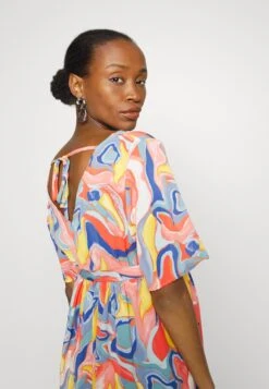 Mamalicious Dress - Day Dress - Papaya Punch -Fashion Store 54e8112a6d79494ca0f71c84b02876b7