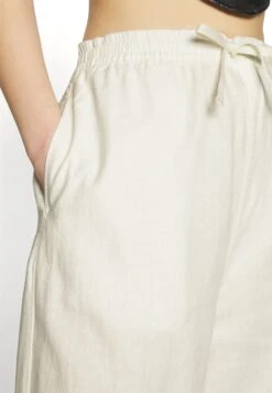 YOURTURN Genderless Parachute Unisex - Trousers - White -Fashion Store 550eb4063f7e4f1cbca9890550f66ec1