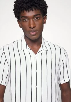 Pier One 2 Pack - Shirt - Black/White -Fashion Store 57ce1e0e5f264ad1b69f99a43f374e15