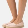 Clarks Barleigh Low - Trainers - Pale Peach 2 Clarks Barleigh Low - Trainers - Pale Peach -Fashion Store 680741c3a1af42f4b554843b7c79cc1b