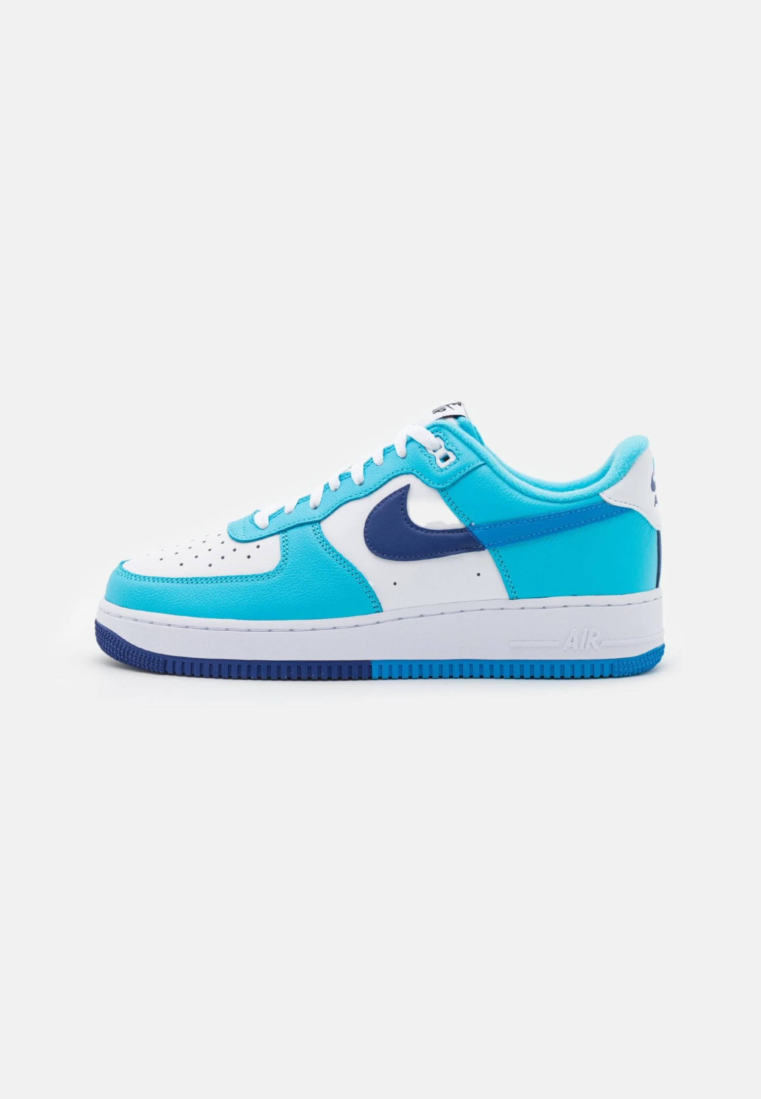 Nike Sportswear Air Force 1 07 Unisex - Trainers - White/Light Photo Blue/Deep Royal Blue/Baltic Blue/Black 3 Nike Sportswear Air Force 1 07 Unisex - Trainers - White/Light Photo Blue/Deep Royal Blue/Baltic Blue/Black