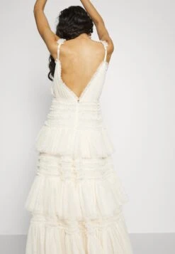 Needle & Thread ExclusiveCandice Gown - Occasion Wear - Cream -Fashion Store 6ec5dde2c9e24a61bd4fbd954f3a0b73