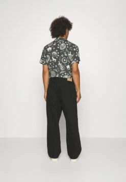 YOURTURN Baggy Jeans Unisex - Relaxed Fit Jeans - Black Denim -Fashion Store 856524ea1a41478dbf188a3711e8cfe3