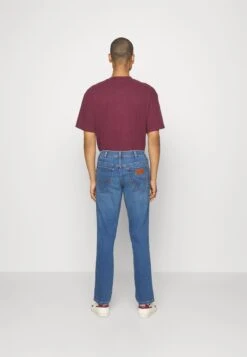 Wrangler Texas- Slim Fit Jeans - Pisces 9 Wrangler Texas- Slim Fit Jeans - Pisces -Fashion Store 953a10bf081849919c747c1880a66489