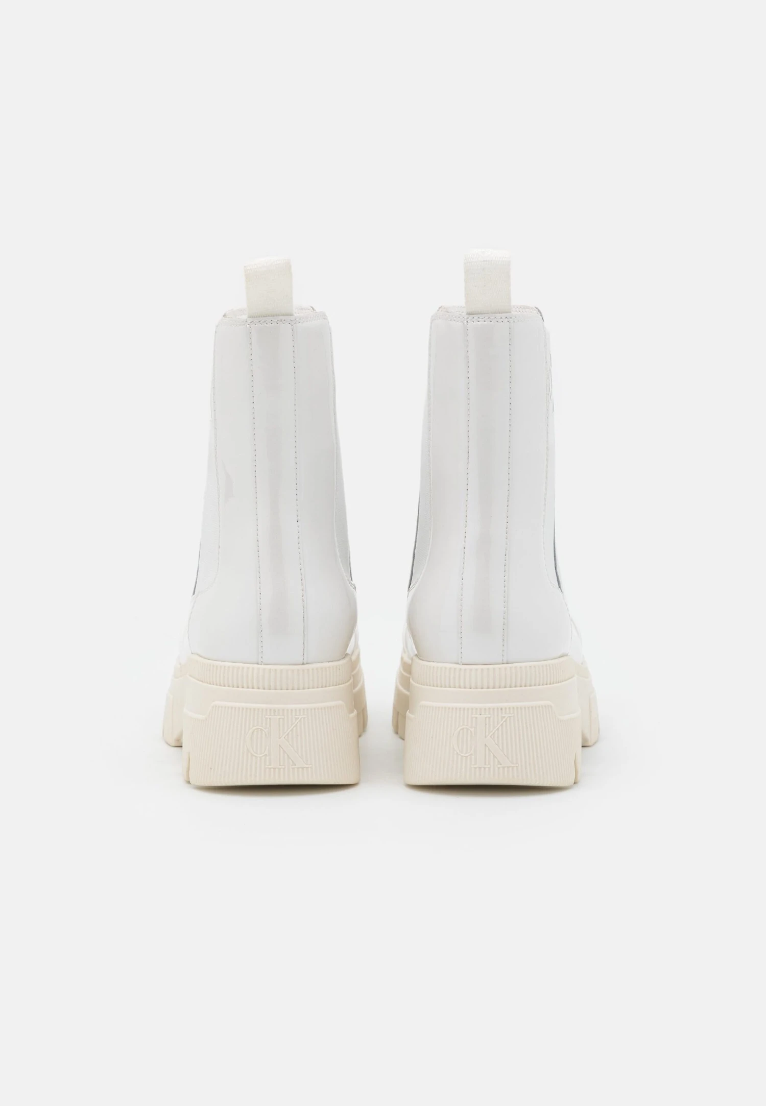 Calvin Klein Jeans Chunky Combat Chelsea Boot - Platform Ankle Boots - White 6 Calvin Klein Jeans Chunky Combat Chelsea Boot - Platform Ankle Boots - White - Image 4