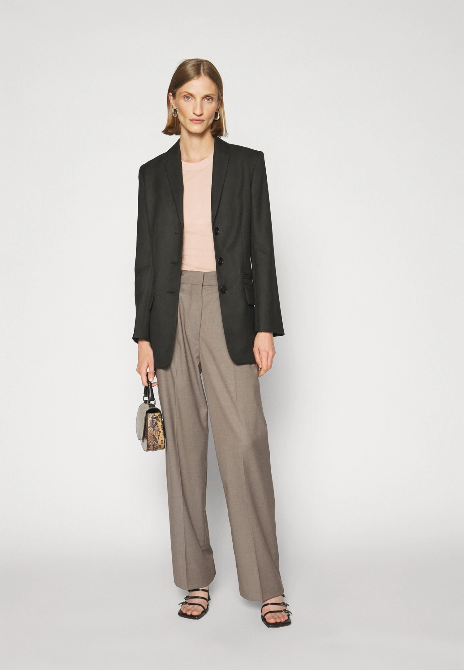 By Malene Birger Essentials Porter - Short Coat - Black 7 By Malene Birger Essentials Porter - Short Coat - Black - Image 5