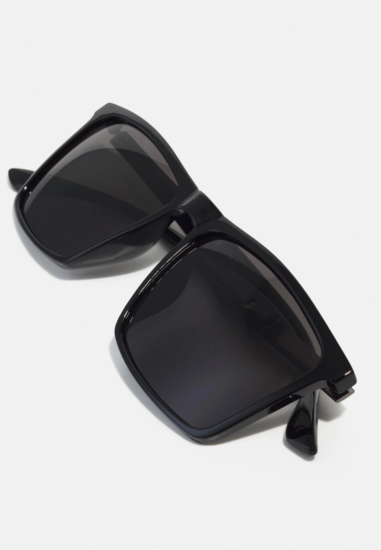 Pier One Unisex - Sunglasses - Black 6 Pier One Unisex - Sunglasses - Black - Image 4