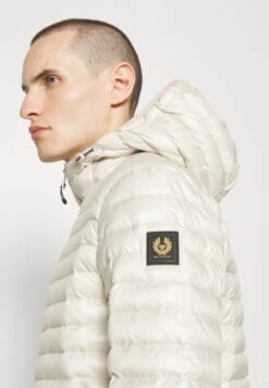 BELSTAFF Airspeed Jacket - Down Jacket - Off-White 11 BELSTAFF Airspeed Jacket - Down Jacket - Off-White -Fashion Store c25df7d856e64189b1c3e5a51d441fa4