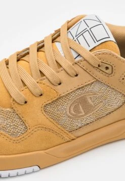 Champion Low Cut Shoe Z80 Desert Ash- Basketball Shoes - Sand -Fashion Store c3676bf35a164bd4aaa16e5c8e40a383