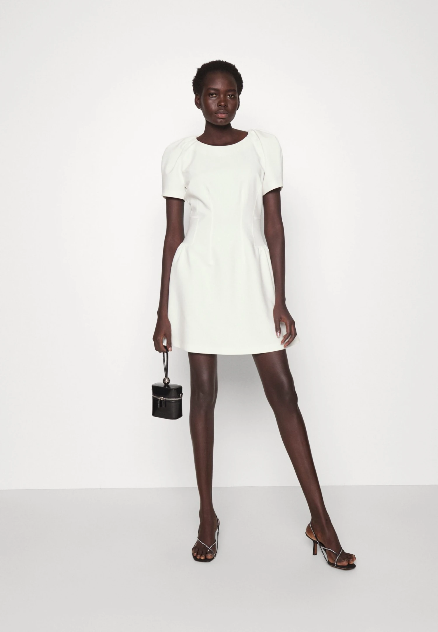 Hugo Karlola - Day Dress - Offwhite 4 Hugo Karlola - Day Dress - Offwhite - Image 2
