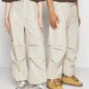 YOURTURN Unisex - Cargo Trousers - White 1 YOURTURN Unisex - Cargo Trousers - White -Fashion Store d341362de376454dbb3f1f7266aaf253