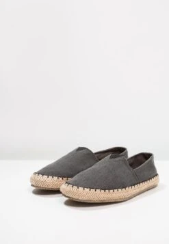 Pier One Espadrilles - Grey -Fashion Store d3f6d93cf6a84c038fa1e85511b70aa4
