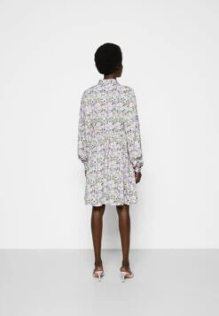 Selected Femme Judita Dress - Day Dress 14 Selected Femme Judita Dress - Day Dress -Fashion Store e4228e9299f2438e9fe3fd6f94ecaade