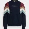 Kaotiko Crew Seattle Unisex - Sweatshirt - Navy/Dark Burgundy/Ivory 2 Kaotiko Crew Seattle Unisex - Sweatshirt - Navy/Dark Burgundy/Ivory -Fashion Store f0159b10ae05438fa10a6dc26546c06d