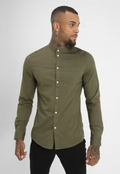 Pier One Muscle Fit Stand- Shirt - Oliv