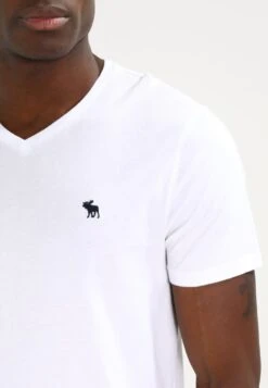 Abercrombie & Fitch Vneck 3 Pack - Basic T-Shirt - White/Black/Grey 14 Abercrombie & Fitch Vneck 3 Pack - Basic T-Shirt - White/Black/Grey -Fashion Store f54c439614614d88ae5ec876f859baca
